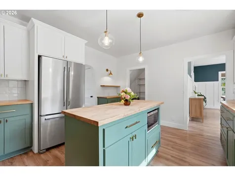 30425 SE Highway 211 Eagle Creek OR 97022