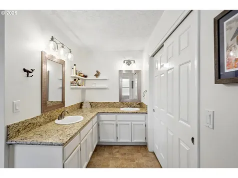 885 Fir Cone Drive NE Keizer OR 97303