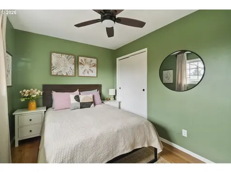 2330 NE 121st Avenue Portland OR 97220