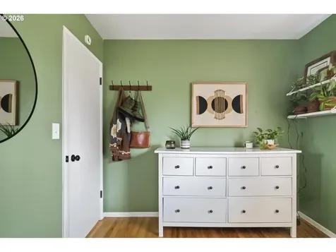 2330 NE 121st Avenue Portland OR 97220