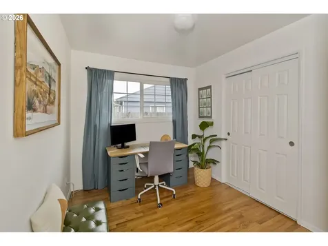 2330 NE 121st Avenue Portland OR 97220