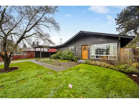 2330 NE 121st Avenue Portland OR 97220