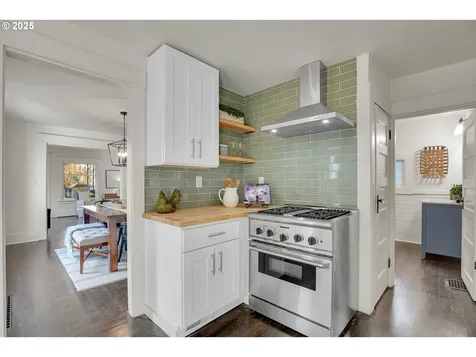 3743 SE Franklin Street Portland OR 97202