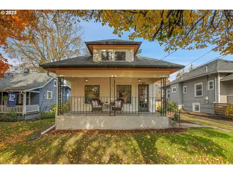 3743 SE Franklin Street Portland OR 97202
