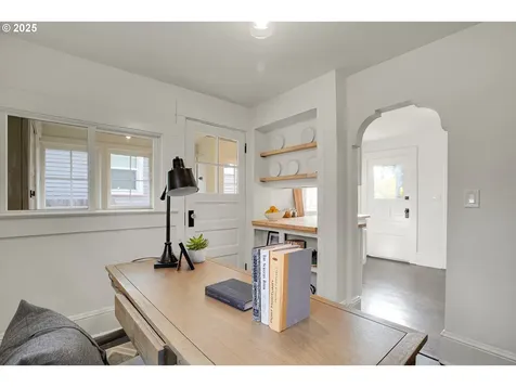 3743 SE Franklin Street Portland OR 97202