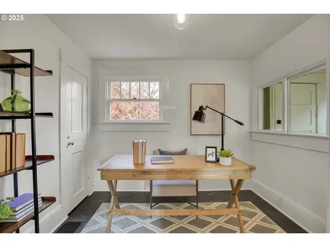 3743 SE Franklin Street Portland OR 97202