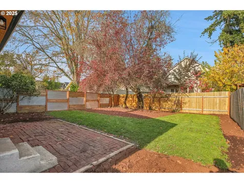 3743 SE Franklin Street Portland OR 97202