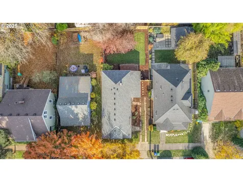 3743 SE Franklin Street Portland OR 97202