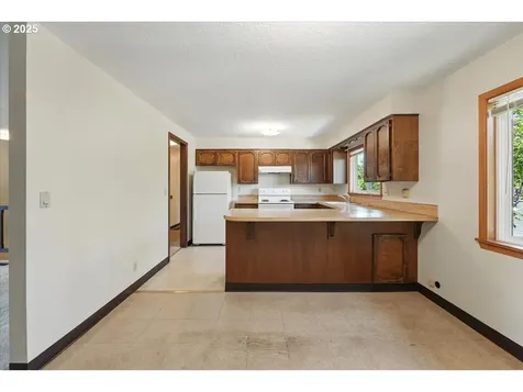 423 Latourette Street Oregon City OR 97045