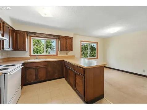 423 Latourette Street Oregon City OR 97045