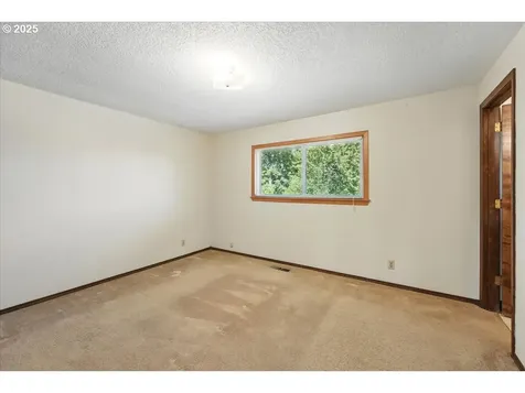 423 Latourette Street Oregon City OR 97045