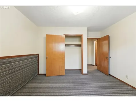 423 Latourette Street Oregon City OR 97045
