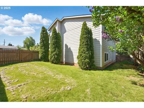 423 Latourette Street Oregon City OR 97045