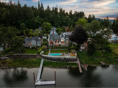 11859 S Riverwood Road Portland OR 97219