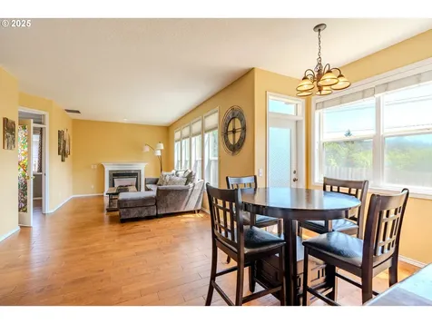 308 SW 38th Loop Gresham OR 97080