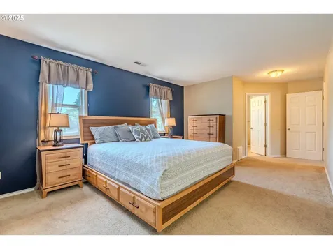 308 SW 38th Loop Gresham OR 97080