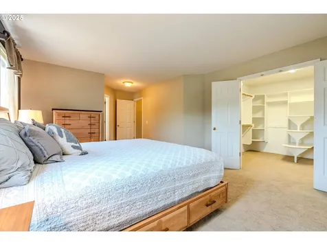 308 SW 38th Loop Gresham OR 97080