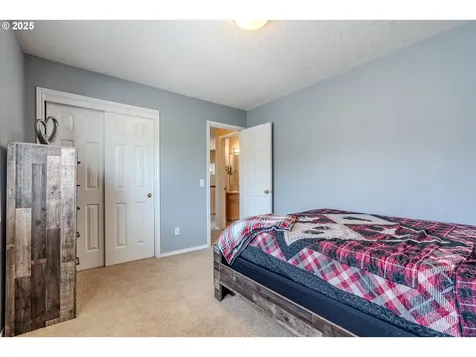 308 SW 38th Loop Gresham OR 97080