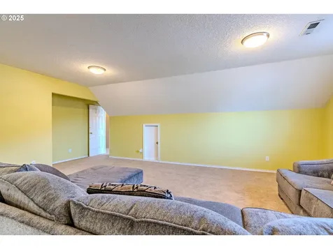 308 SW 38th Loop Gresham OR 97080
