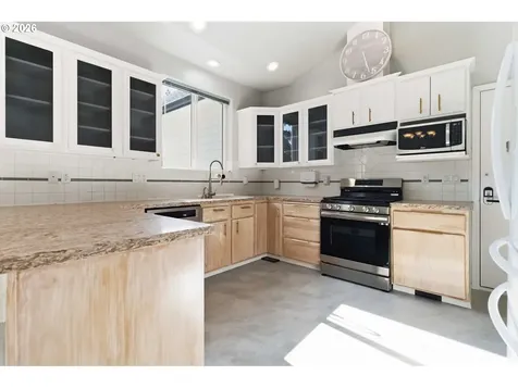 128 Flagstone Drive Silver Lake WA 98645