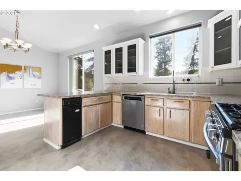 128 Flagstone Drive Silver Lake WA 98645