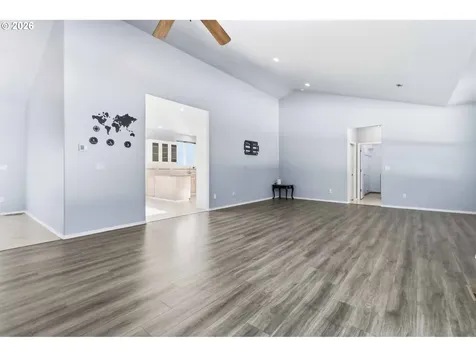 128 Flagstone Drive Silver Lake WA 98645