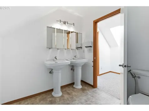 128 Flagstone Drive Silver Lake WA 98645