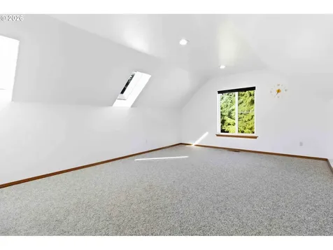 128 Flagstone Drive Silver Lake WA 98645