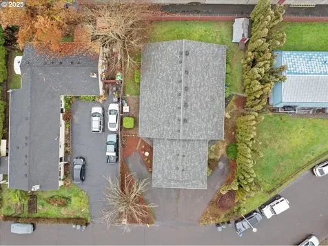 220 SE 3rd Avenue Canby OR 97013