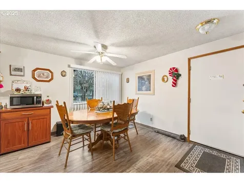 220 SE 3rd Avenue Canby OR 97013