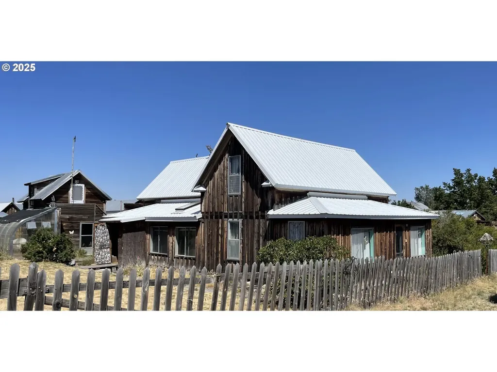 54872 Second Street Heppner OR 97836