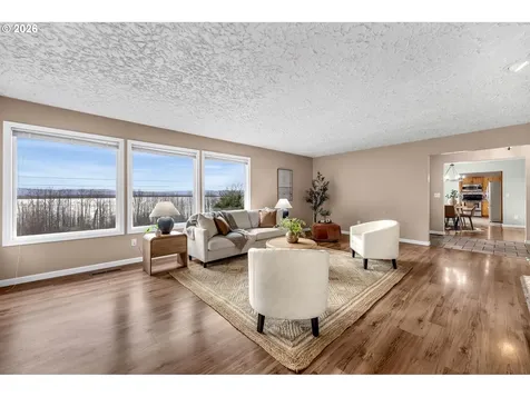 8121 NW Fruit Valley Road Vancouver WA 98665