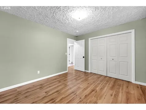 8121 NW Fruit Valley Road Vancouver WA 98665