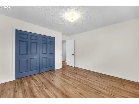 8121 NW Fruit Valley Road Vancouver WA 98665