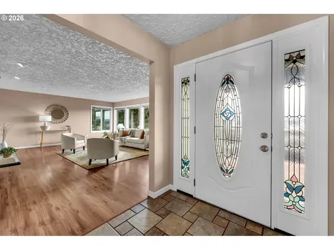 8121 NW Fruit Valley Road Vancouver WA 98665