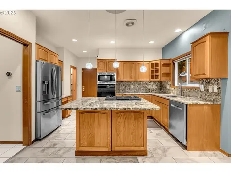 13107 SE 26th Street Vancouver WA 98683