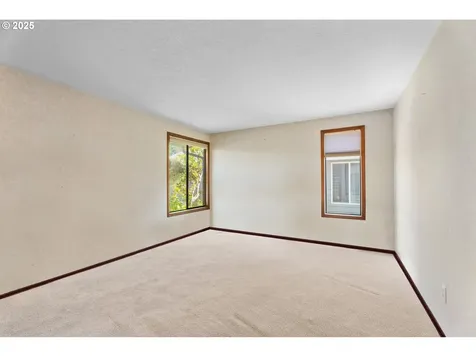 2352 NE 151st Avenue Portland OR 97230