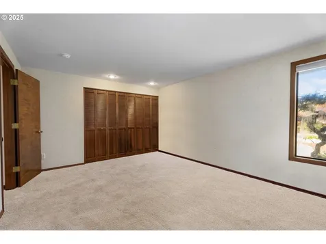 2352 NE 151st Avenue Portland OR 97230