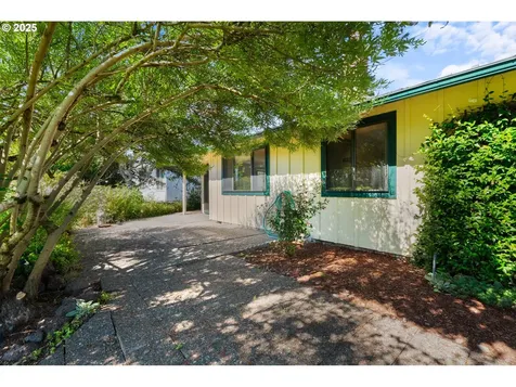 2352 NE 151st Avenue Portland OR 97230