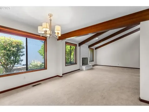 2352 NE 151st Avenue Portland OR 97230