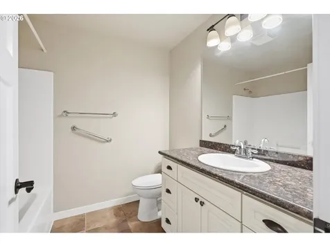 7410 Desert View Drive White City OR 97503