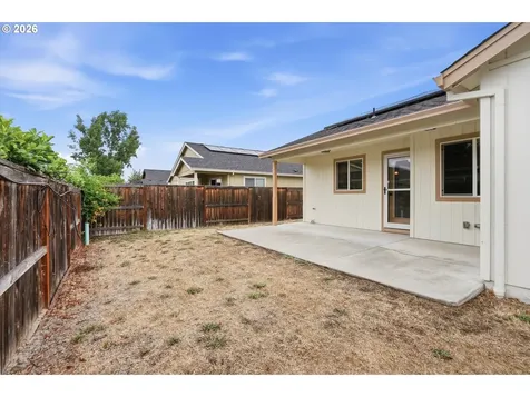 7410 Desert View Drive White City OR 97503