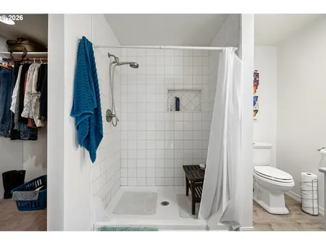 1409 Clark Avenue Cottage Grove OR 97424