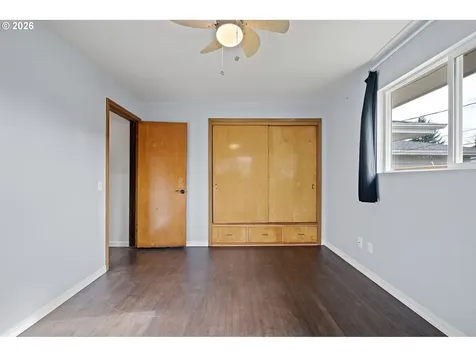 1409 Clark Avenue Cottage Grove OR 97424