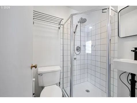 1409 Clark Avenue Cottage Grove OR 97424