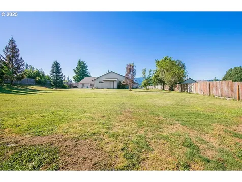 508 E Jones Street Yacolt WA 98675