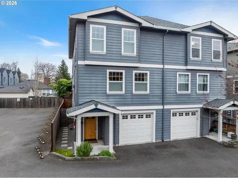 7594 SE Division Street Portland OR 97206
