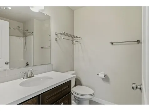 7594 SE Division Street Portland OR 97206