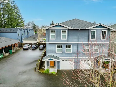 7594 SE Division Street Portland OR 97206