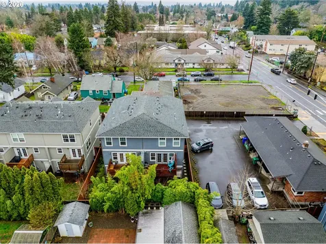 7594 SE Division Street Portland OR 97206